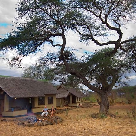 Severin Safari Camp Tsavo West National Park Extérieur photo