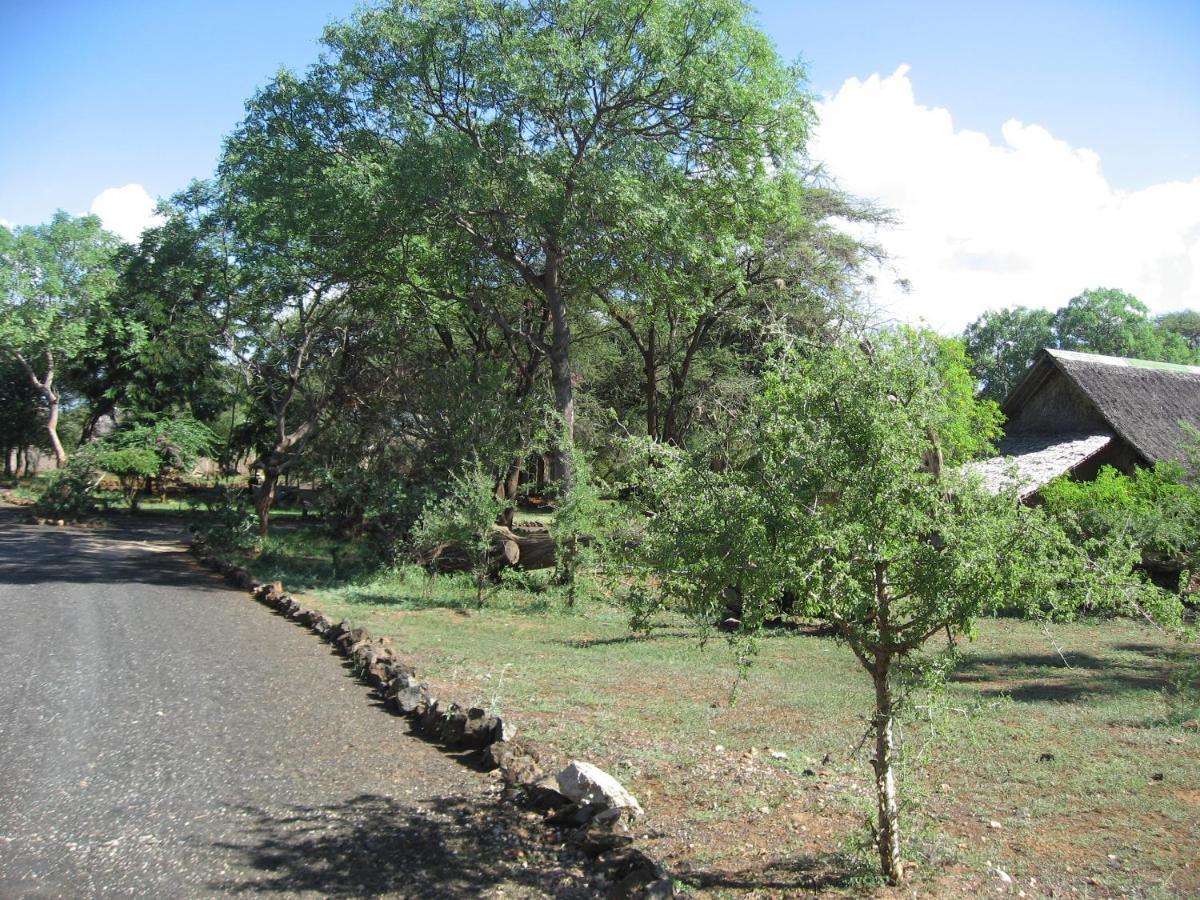 Severin Safari Camp Tsavo West National Park Extérieur photo